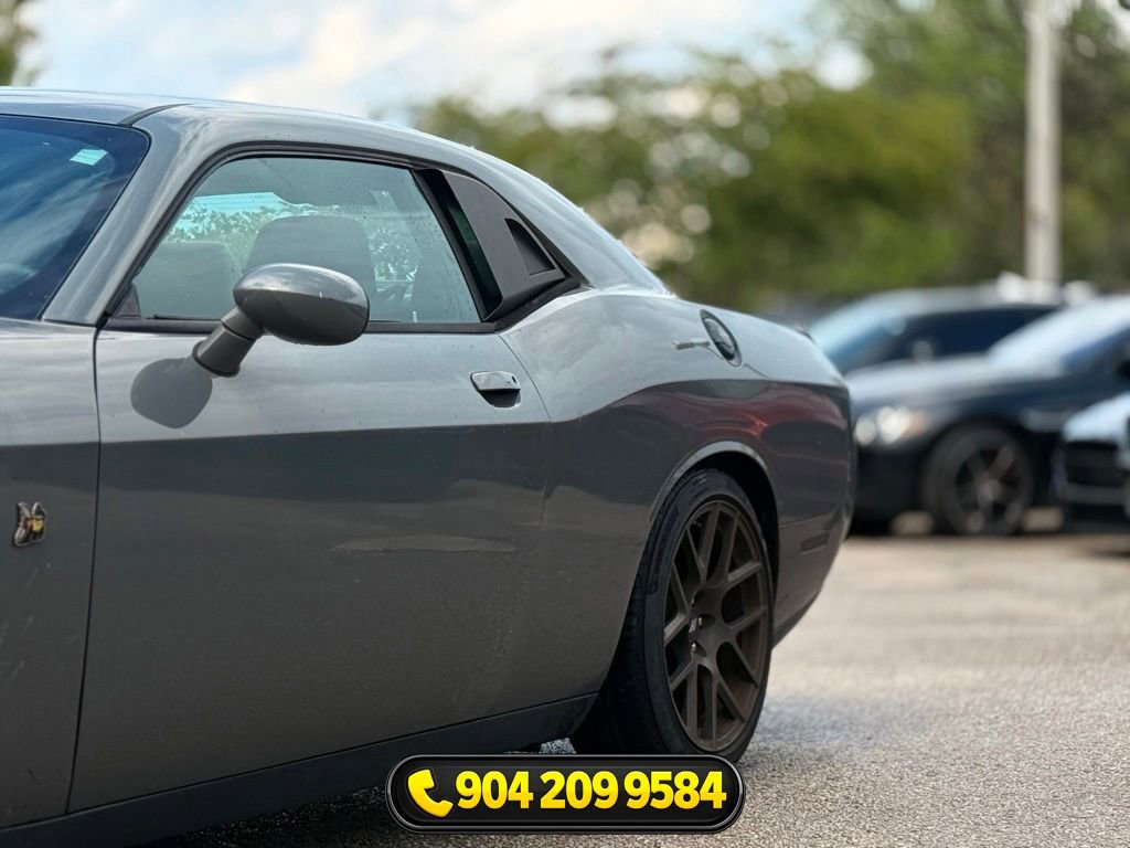 Used 2017 Dodge Challenger R/T Scat Pack RWD image 5