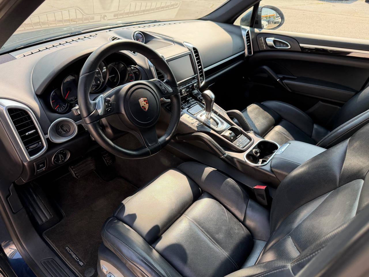 Used 2014 Porsche Cayenne AWD/4WD image 10