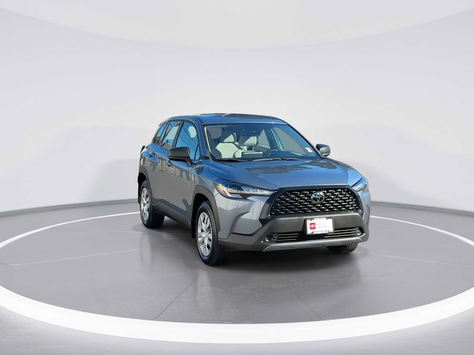Certified 2022 Toyota Corolla Cross L AWD/4WD image 2