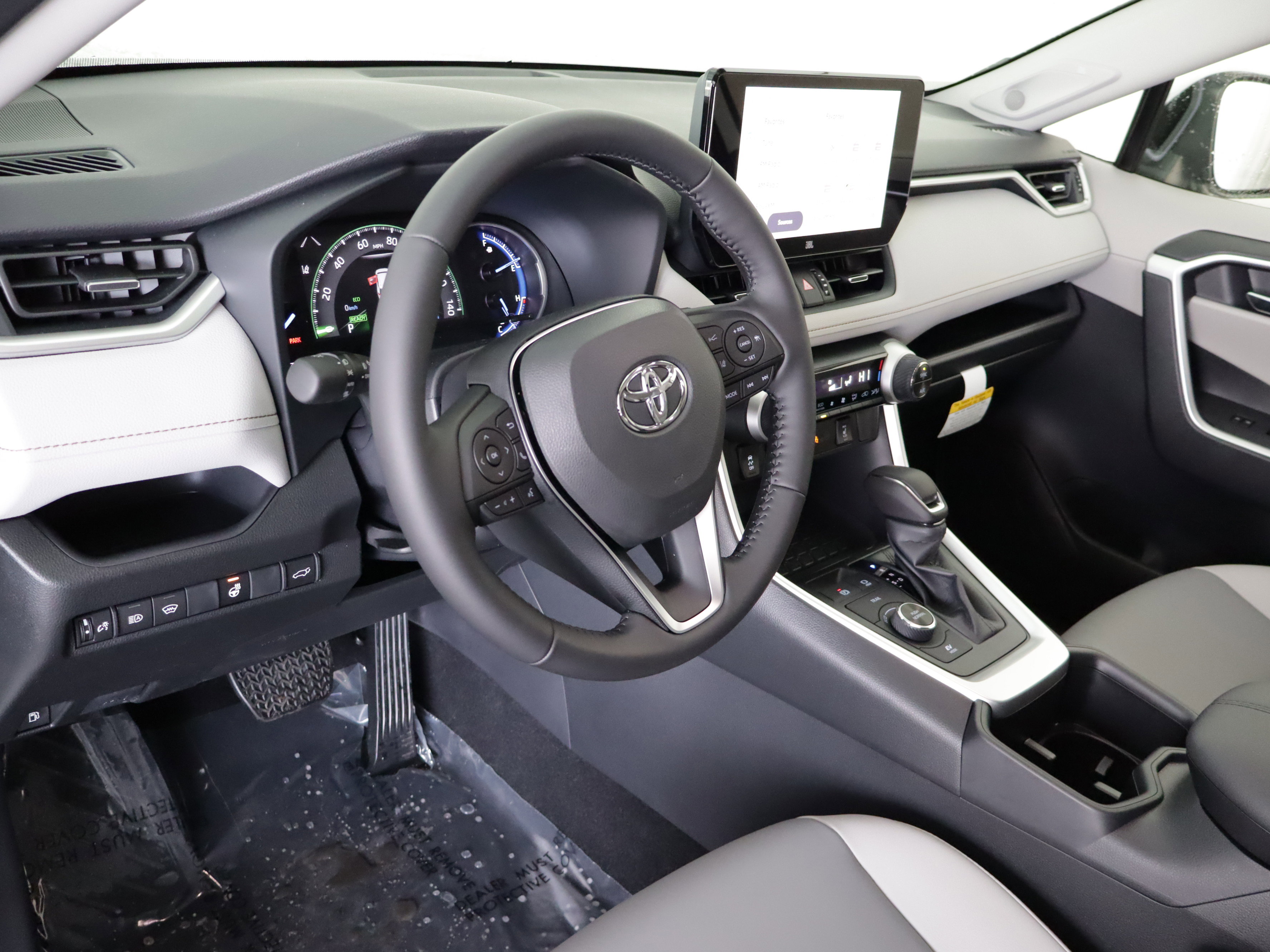 Used 2025 Toyota RAV4 XLE Premium w/ Weather Package image 11