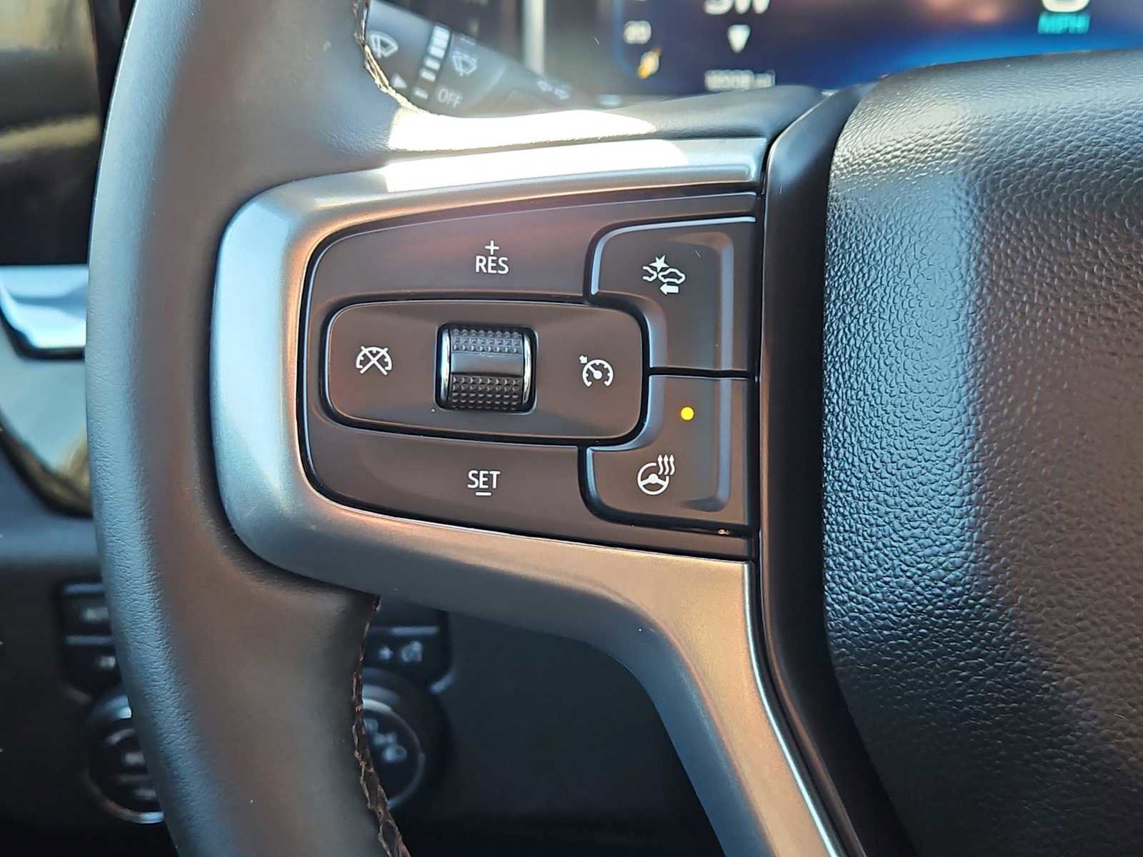 Used 2023 Chevrolet Silverado 1500 LT w/ Z71 Off-Road Package image 25