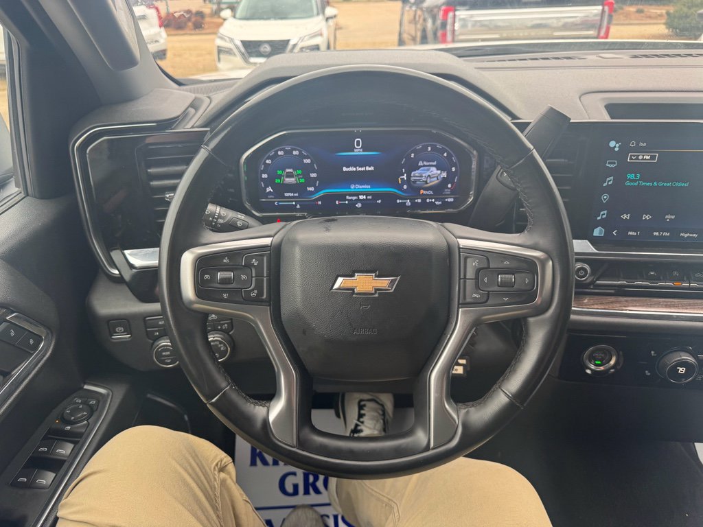 Used 2024 Chevrolet Silverado 1500 LT image 19