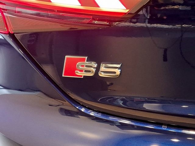 Used 2025 Audi S5 Premium image 29