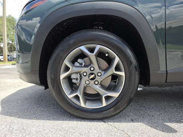 Used 2026 Chevrolet Trax LT w/ LT Convenience Package FWD image 36