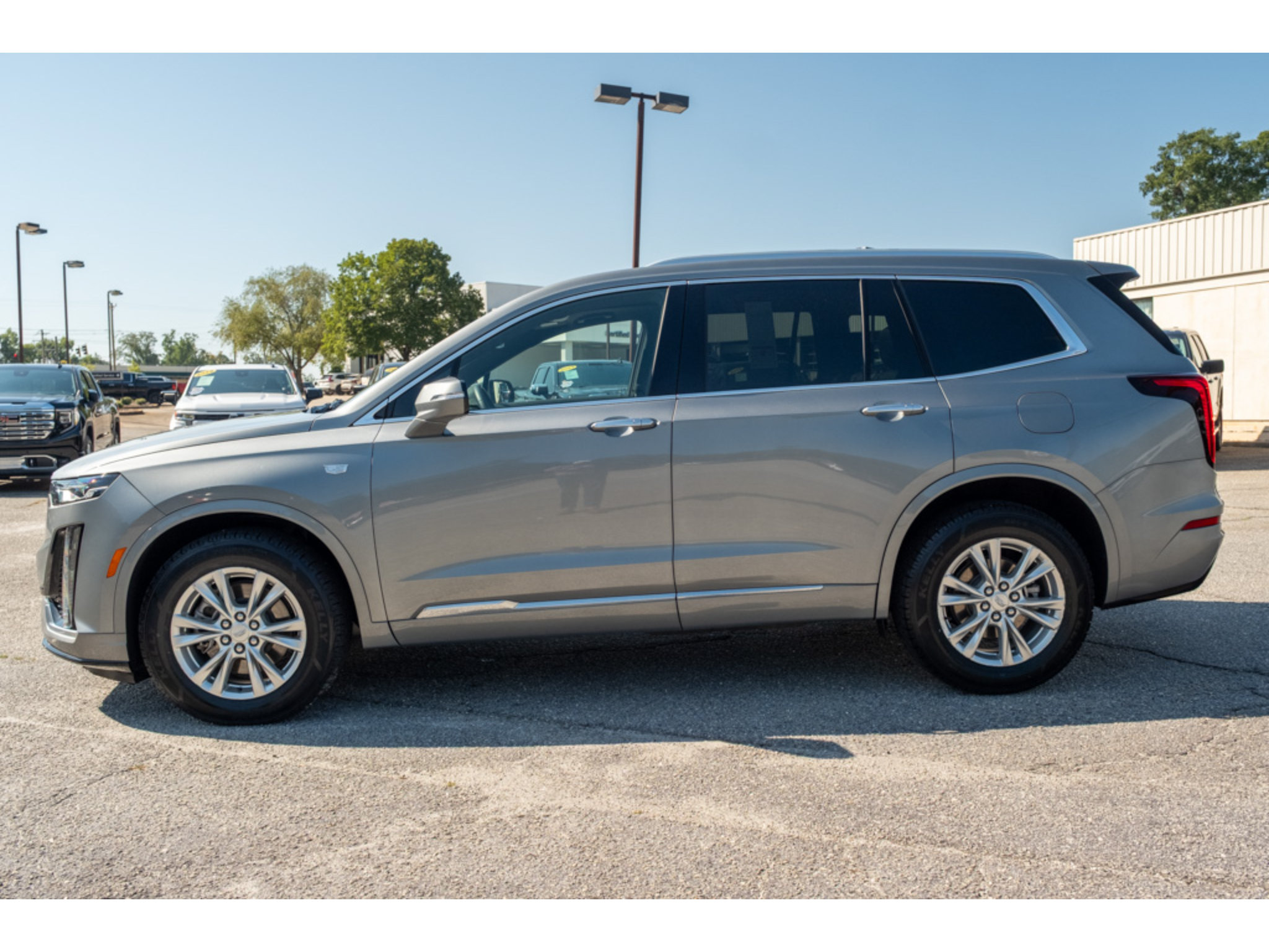 Used 2023 Cadillac XT6 Luxury FWD image 5