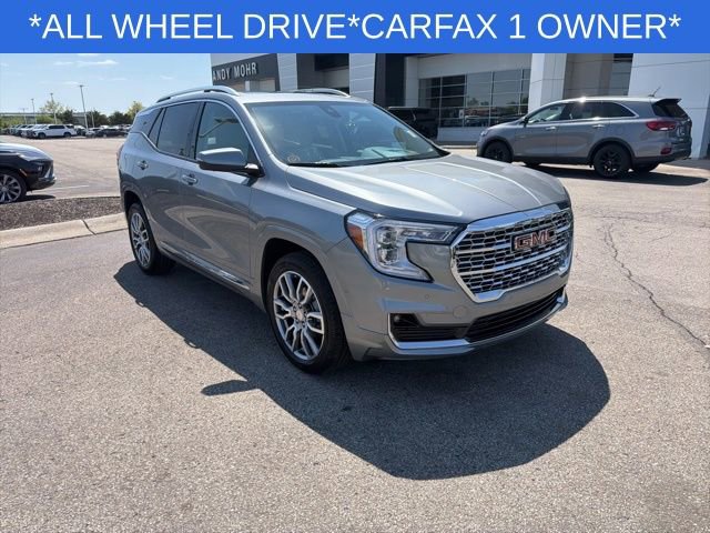 Used 2023 GMC Terrain Denali w/ Denali Premium Package AWD/4WD image 3
