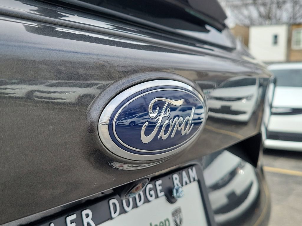 Used 2017 Ford Escape S image 6