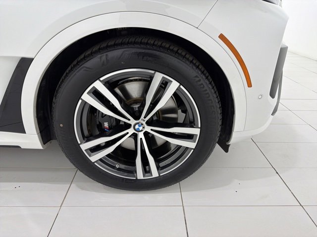 Certified 2024 BMW X7 xDrive40i w/ M Sport Package image 50