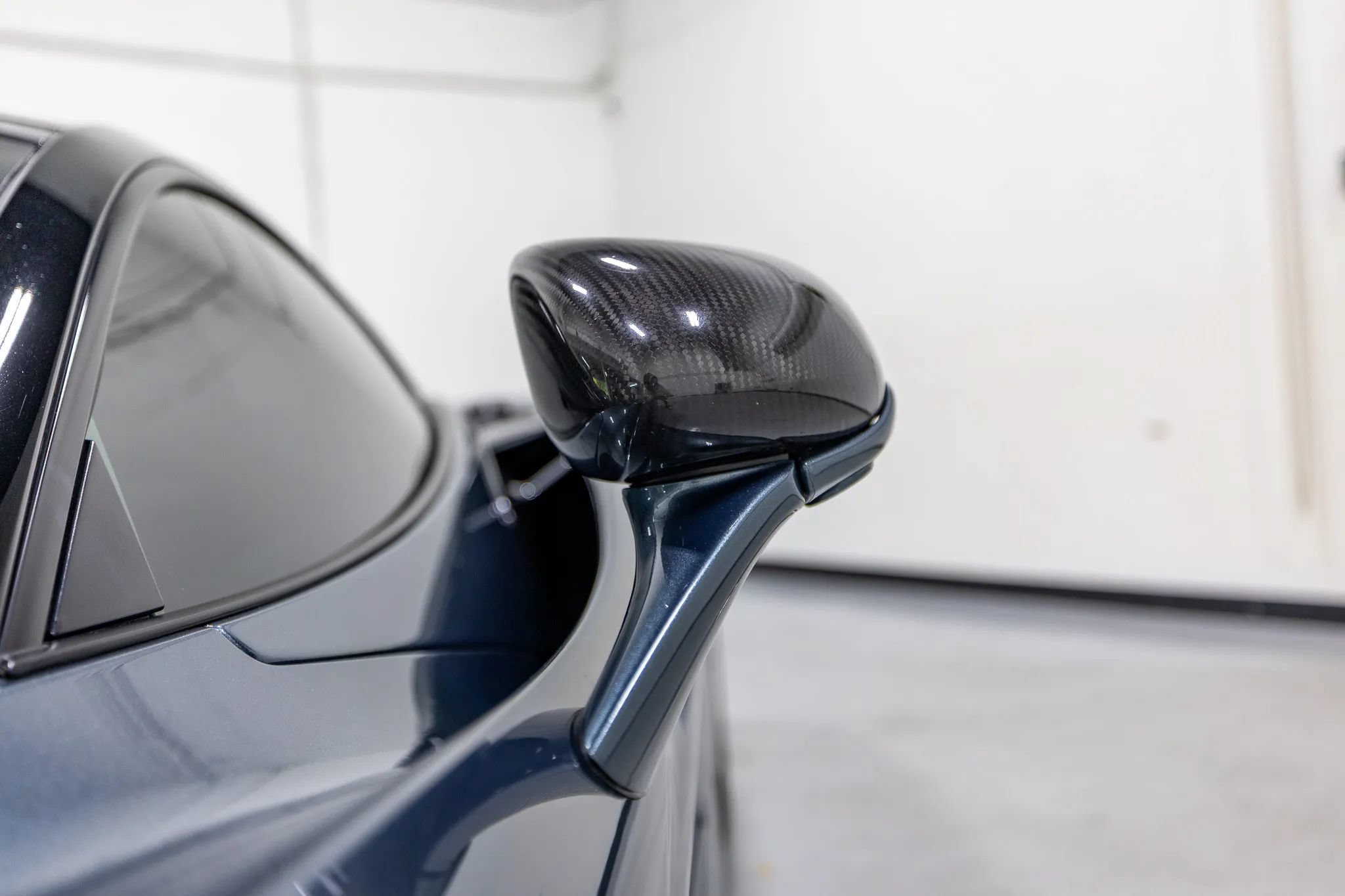 Used 2018 McLaren 720S Performance RWD image 12