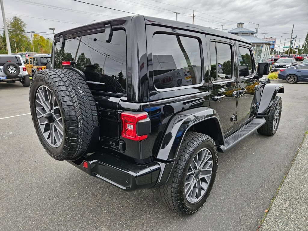 Used 2024 Jeep Wrangler High Altitude AWD/4WD image 5