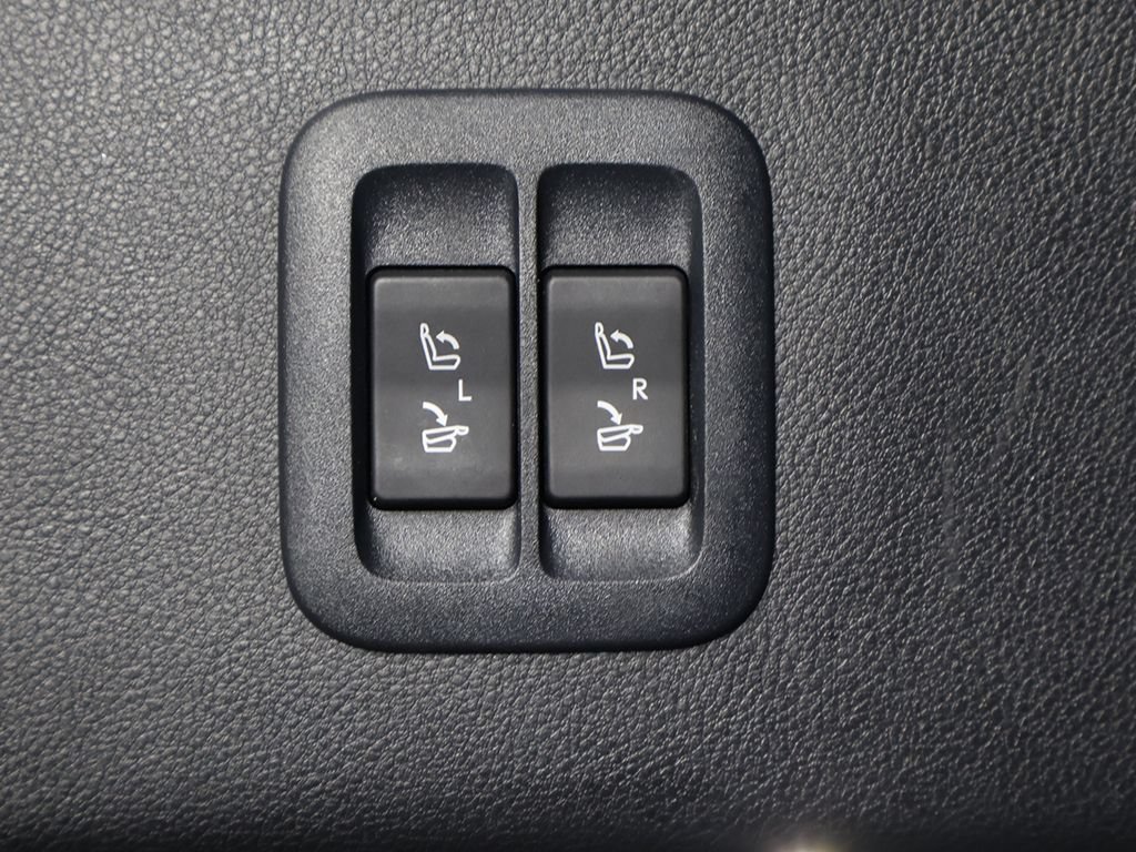 Used 2024 Lexus TX 500h AWD w/ Technology Package image 22