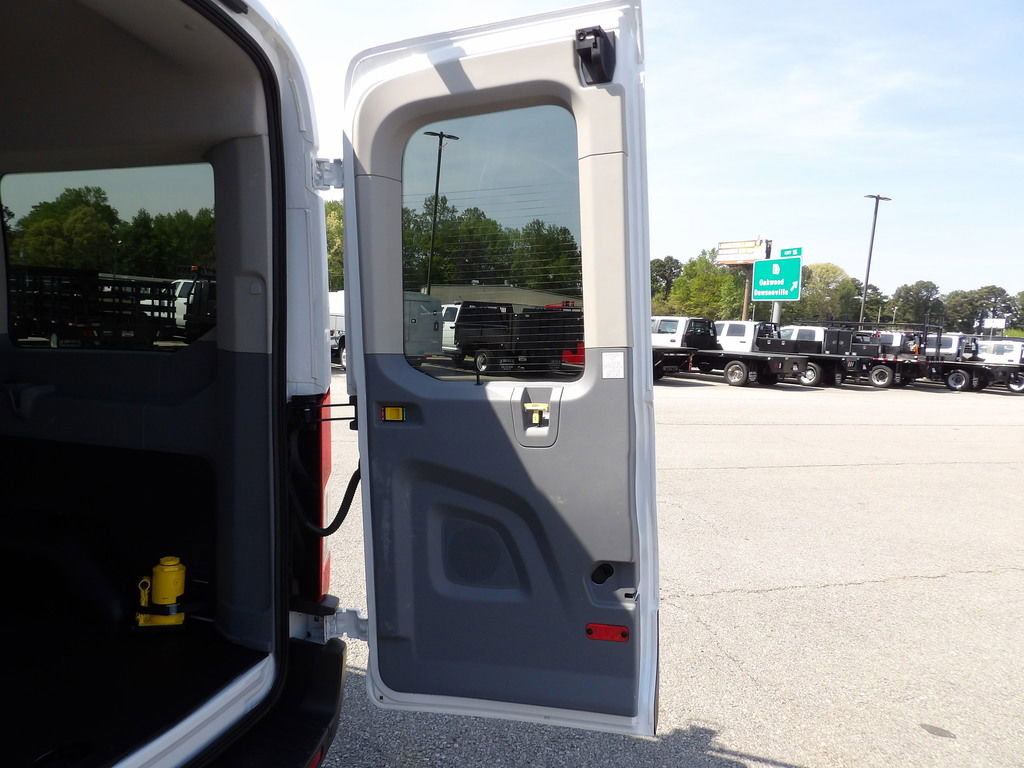 Used 2019 Ford Transit 150 XLT RWD image 44