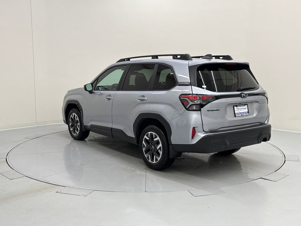 Used 2026 Subaru Forester Premium image 4