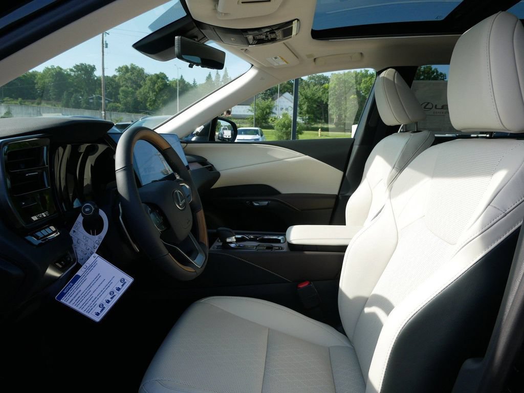 New 2026 Lexus RX 350 w/ Convenience Package AWD/4WD image 9
