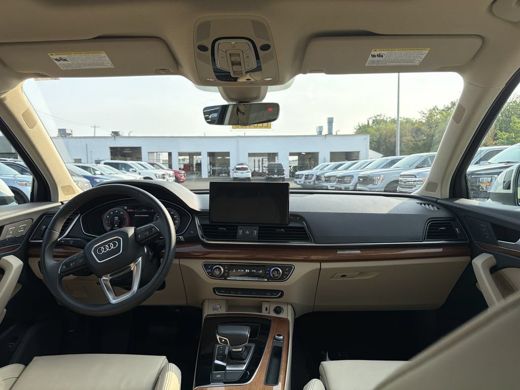 Used 2023 Audi Q5 Premium Plus w/ Premium Plus Package AWD/4WD image 18