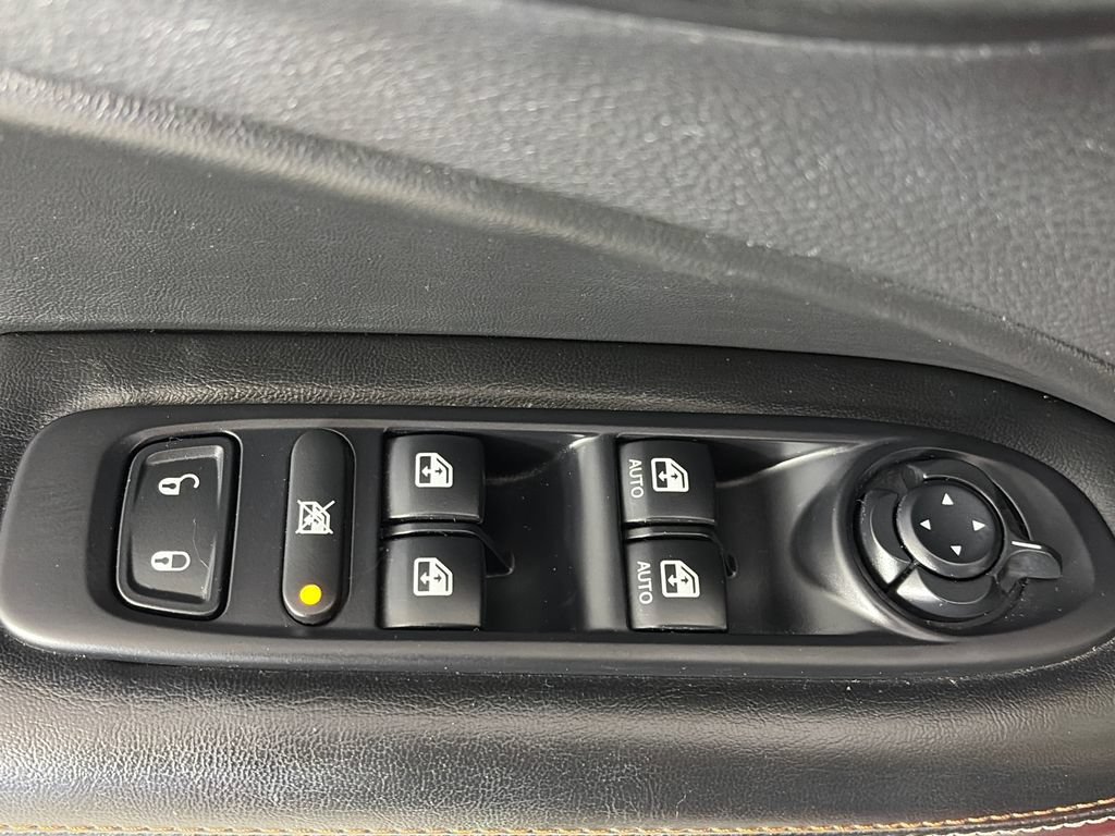 Used 2021 Jeep Compass Latitude FWD image 24