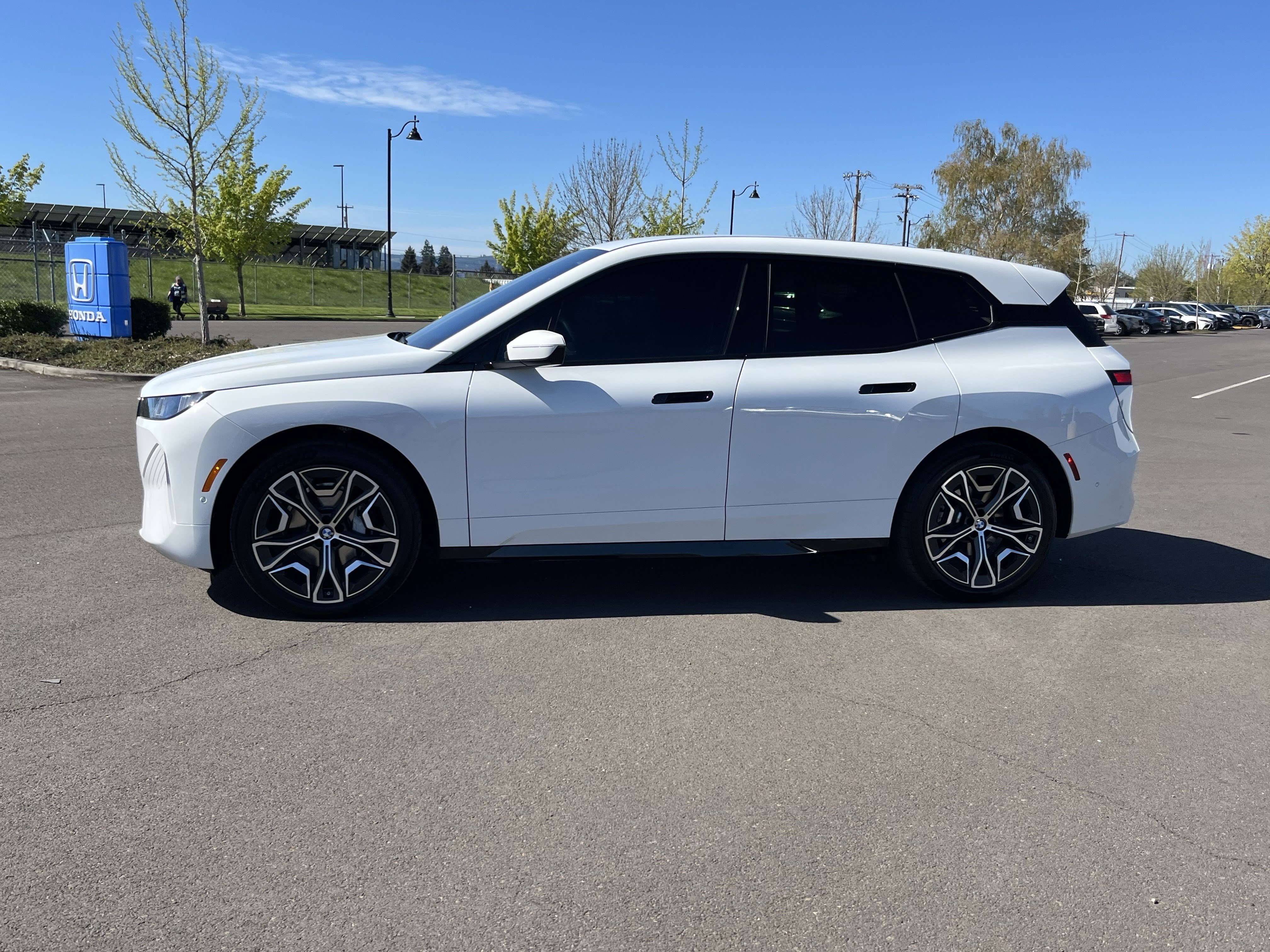 Used 2026 BMW iX xDrive45 image 2