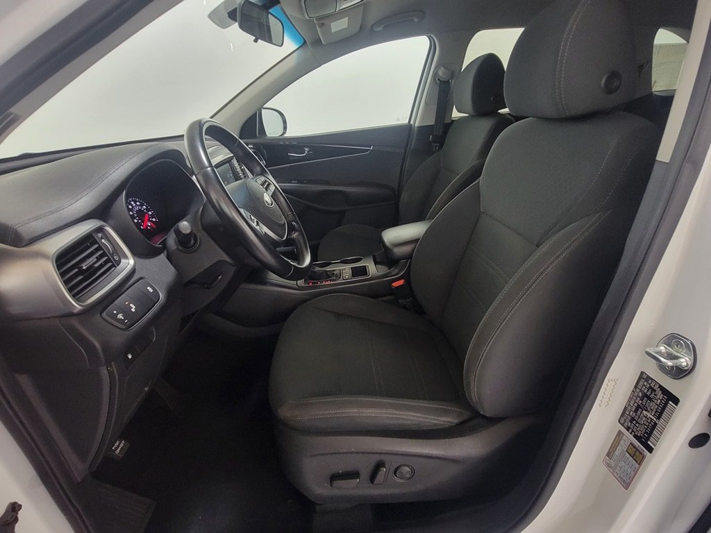 Used 2020 Kia Sorento S FWD image 14