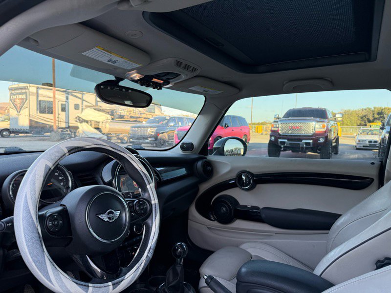 Used 2017 MINI Cooper S image 21