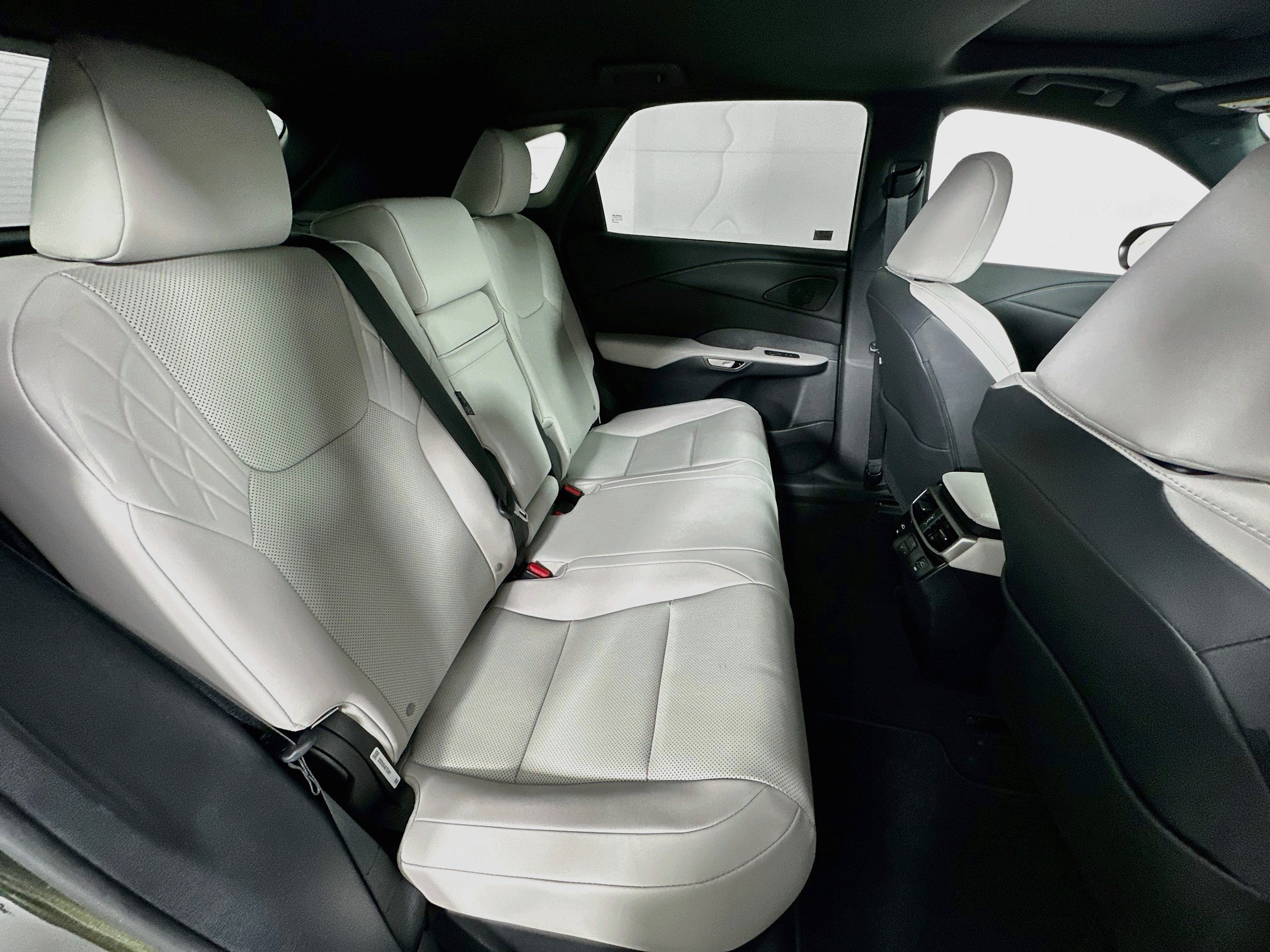 Used 2026 Lexus RX 350 Premium w/ Convenience Package FWD image 27
