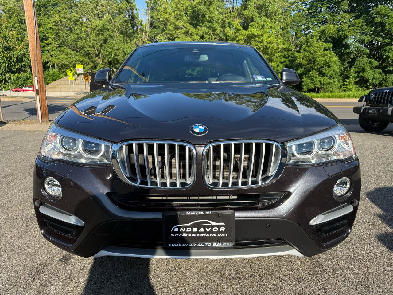 Used 2018 BMW X4 xDrive28i AWD/4WD image 2