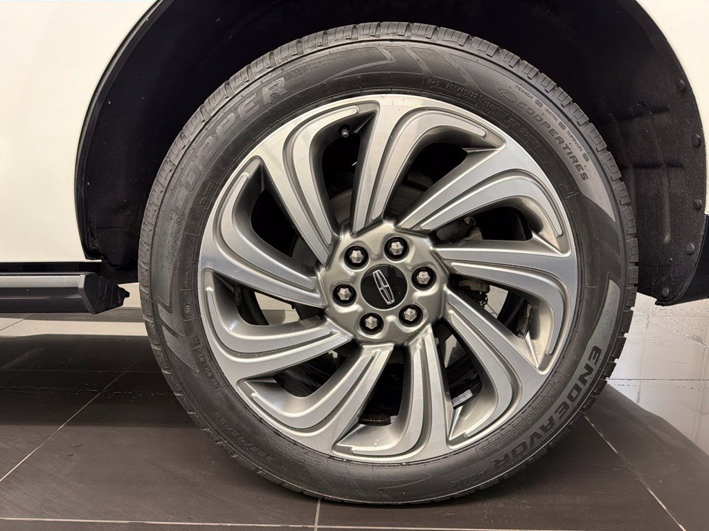 Used 2022 Lincoln Navigator Reserve w/ Equipment Group 201A AWD/4WD image 7