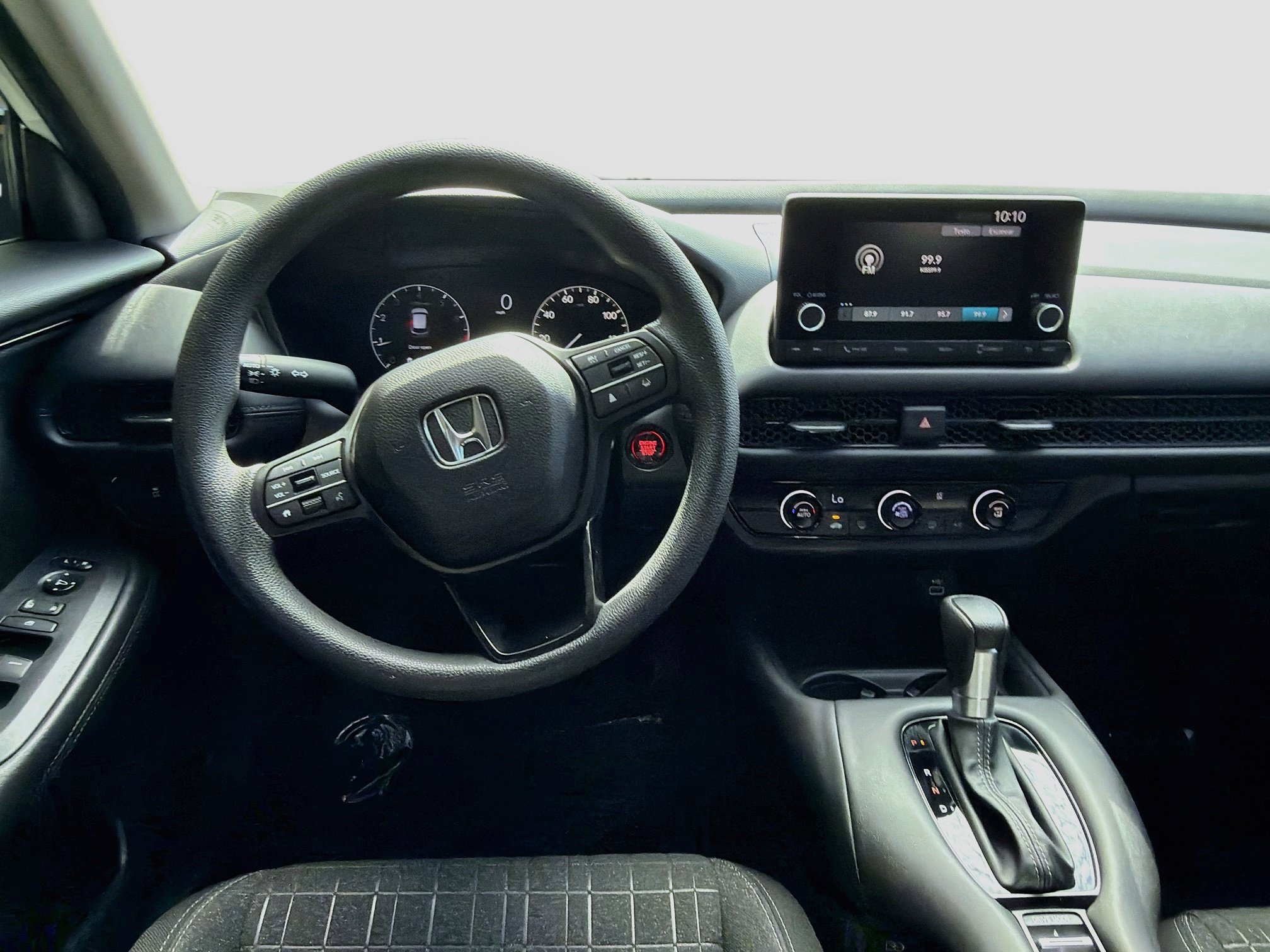Used 2025 Honda HR-V LX image 20
