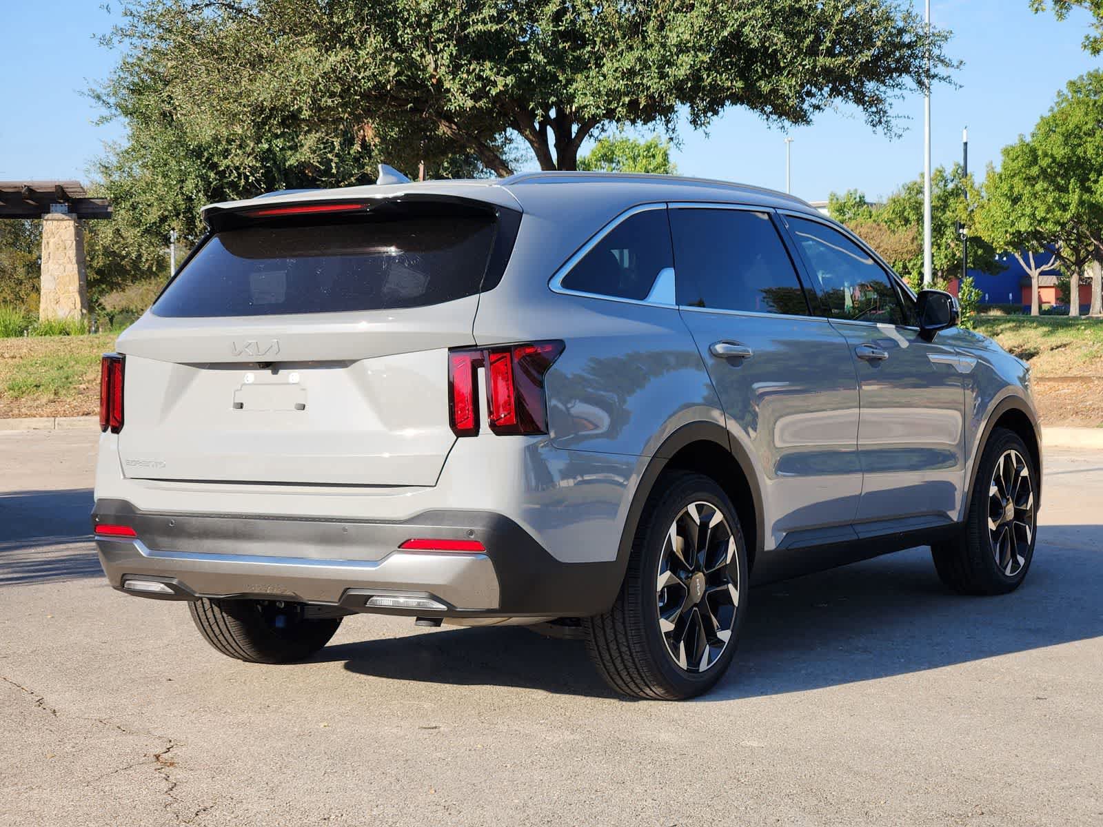 New 2026 Kia Sorento EX FWD image 4