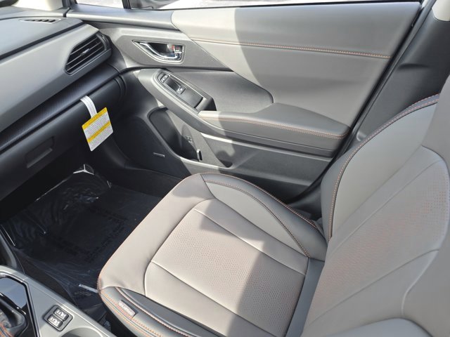 New 2025 Subaru Crosstrek 2.5i Limited w/ Popular Package #3A image 13