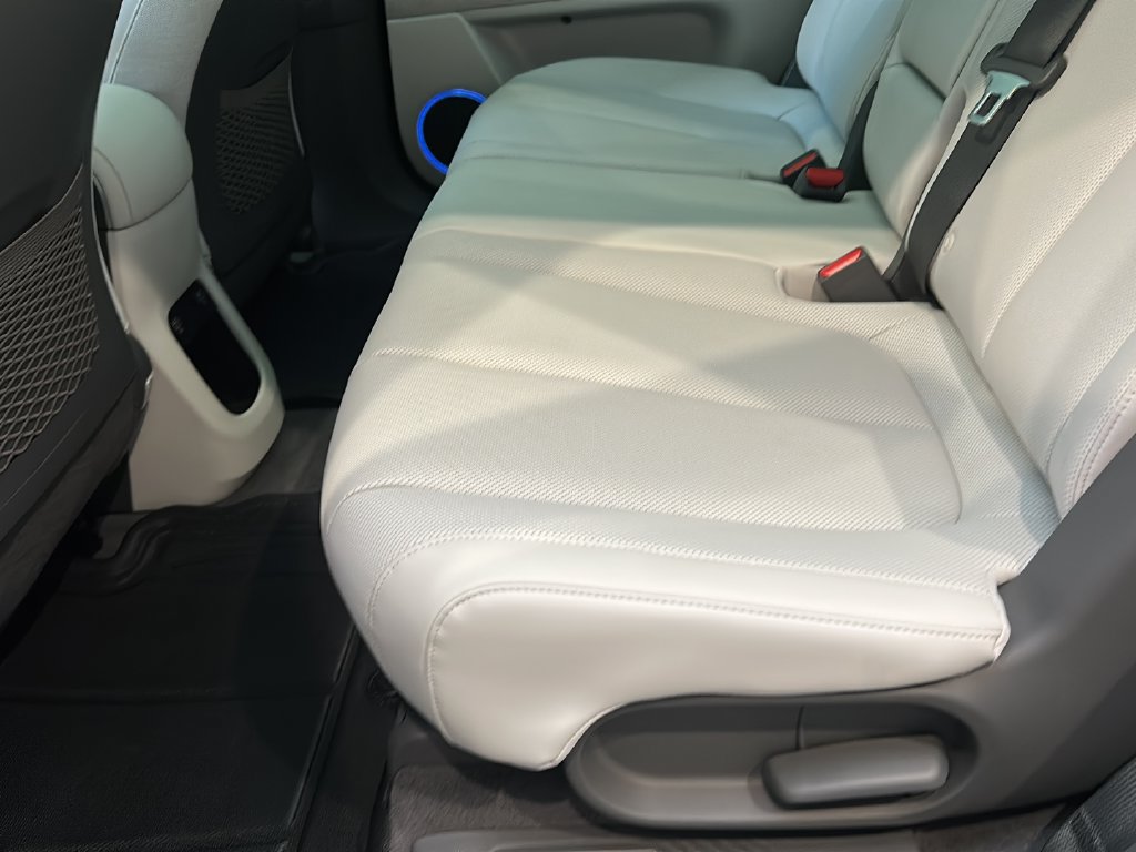 Certified 2024 Hyundai Ioniq 5 Limited AWD/4WD image 17