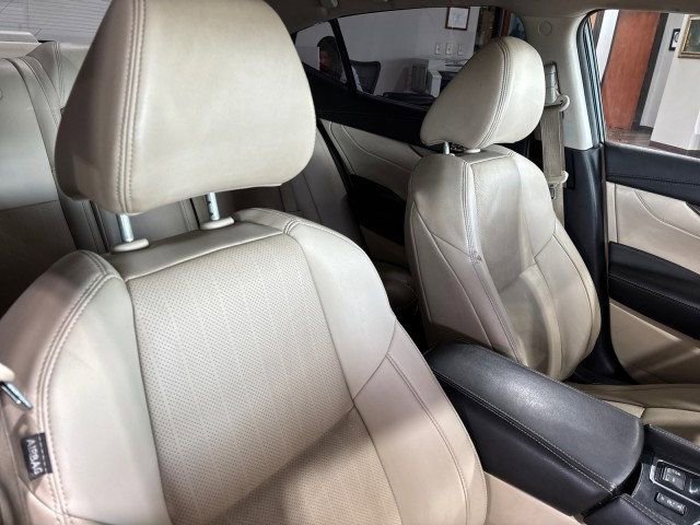 Used 2021 Nissan Maxima 3.5 SV w/ Floor Mat Group image 18