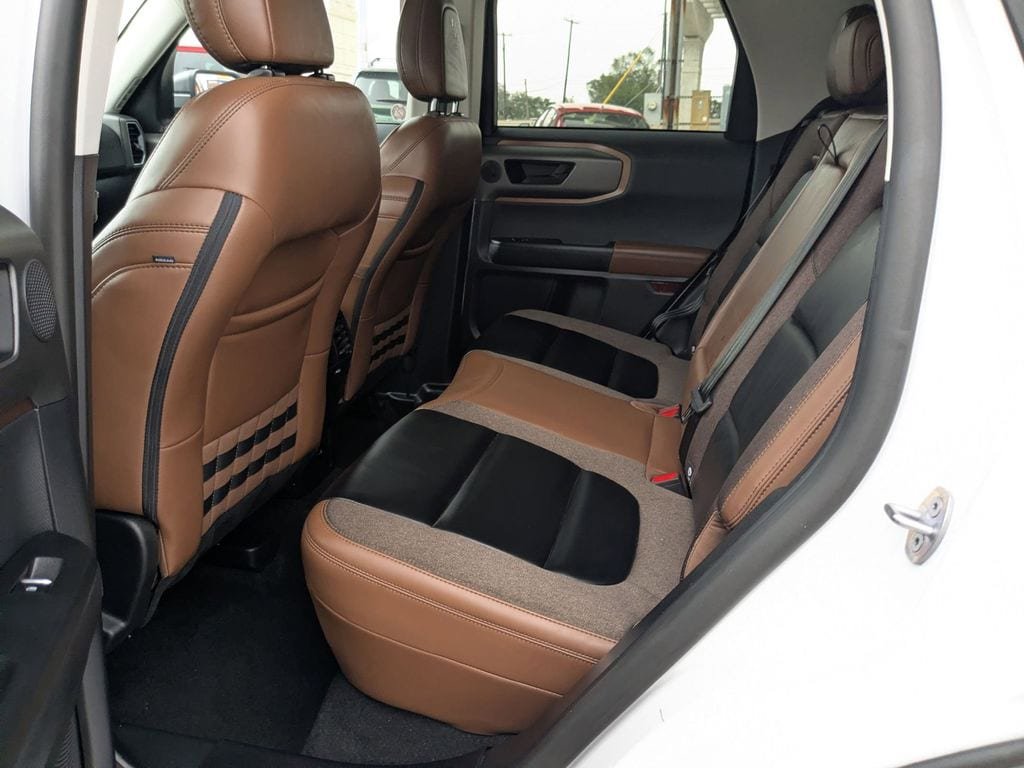 Used 2025 Ford Bronco Sport Outer Banks w/ Outer Banks Tech Package+ AWD/4WD image 23