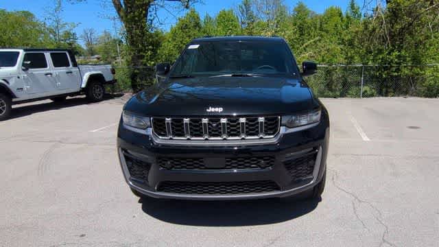 New 2026 Jeep Grand Cherokee L Limited AWD/4WD image 3