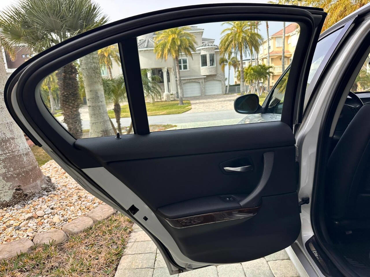 Used 2009 BMW 328i xDrive 328i xDrive AWD 4dr Sedan SULE image 60