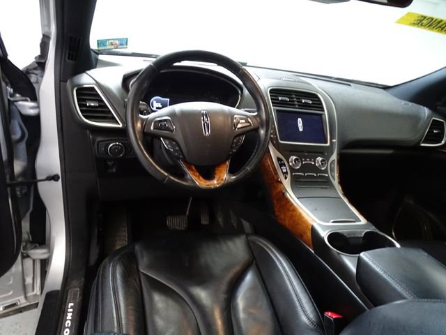 Used 2016 Lincoln MKX Select w/ Select Plus Package image 5