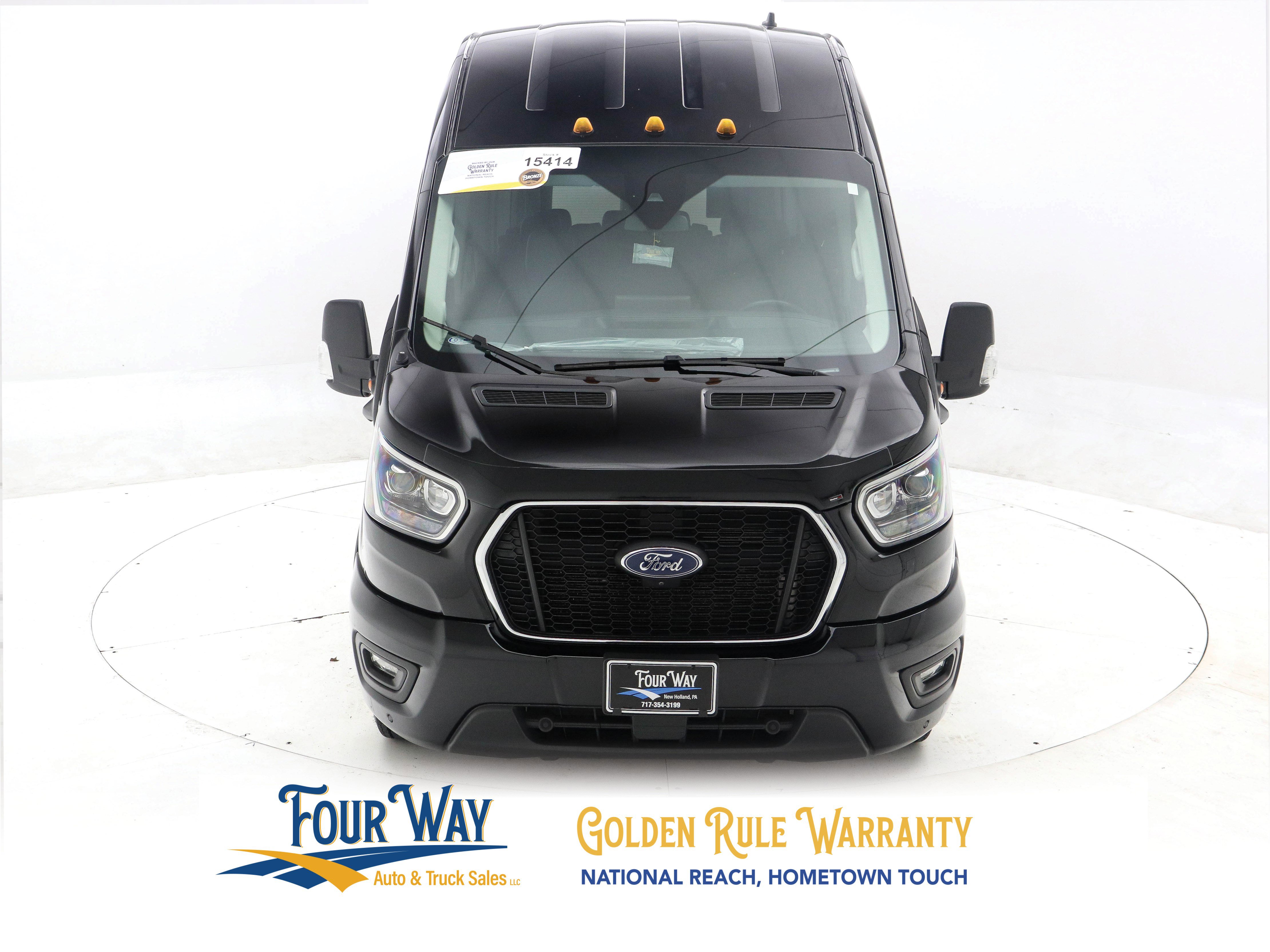 Used 2022 Ford Transit 350 XLT image 9