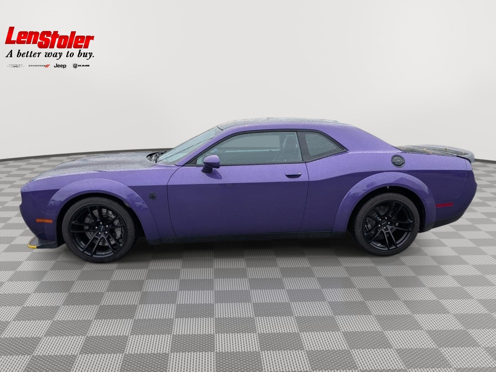 Used 2023 Dodge Challenger SRT Hellcat RWD image 2