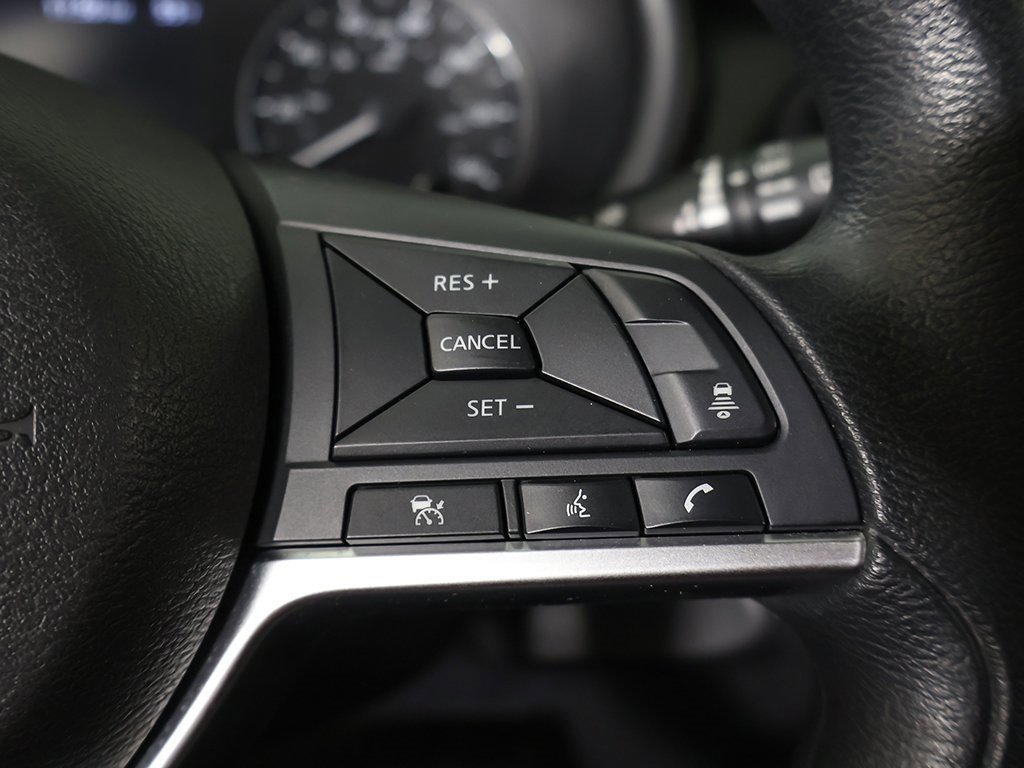 Used 2023 Nissan Kicks SV image 39