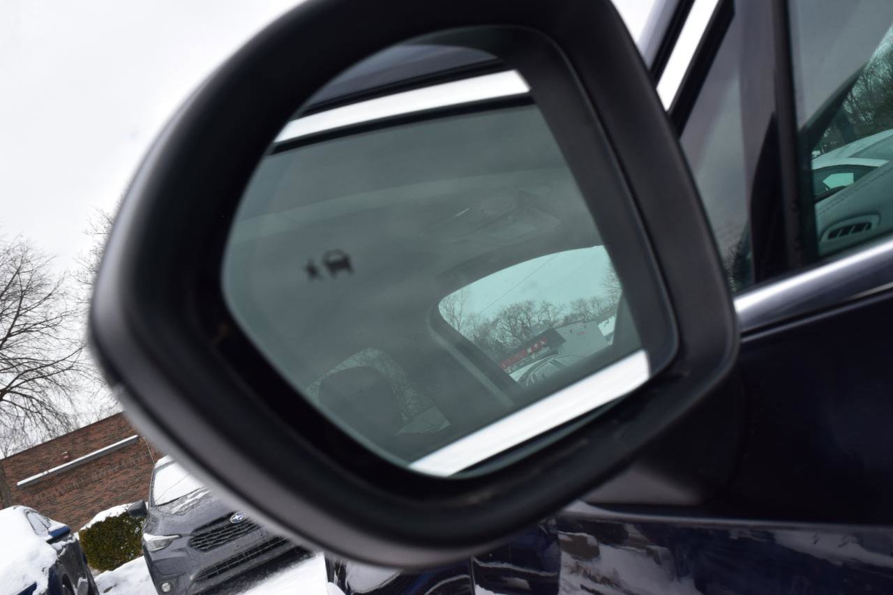 Used 2021 Buick Envision Essence FWD image 13
