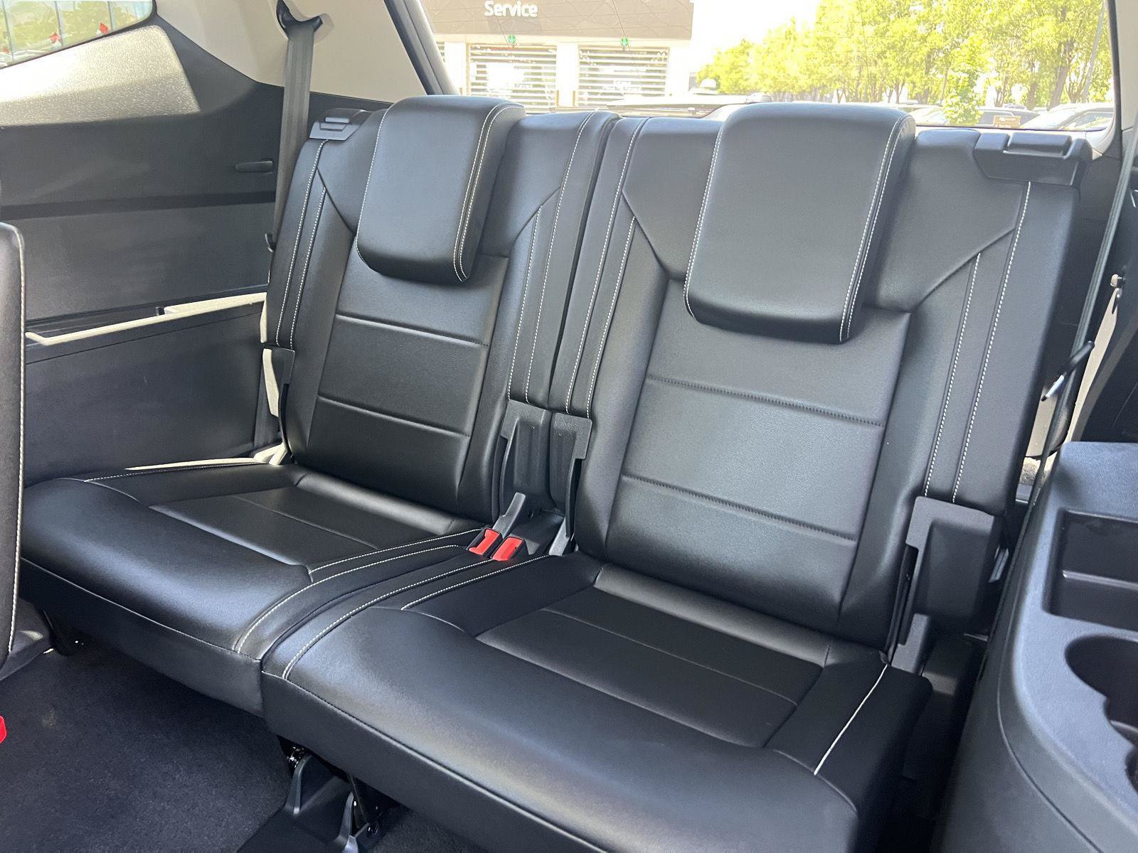 Used 2023 Volkswagen Atlas SE w/ Panoramic Sunroof Package AWD/4WD image 28