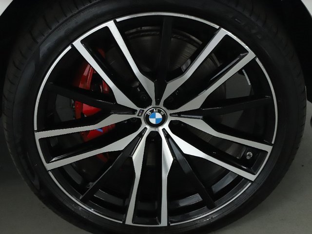 Used 2026 BMW X6 xDrive40i w/ Premium Package image 10