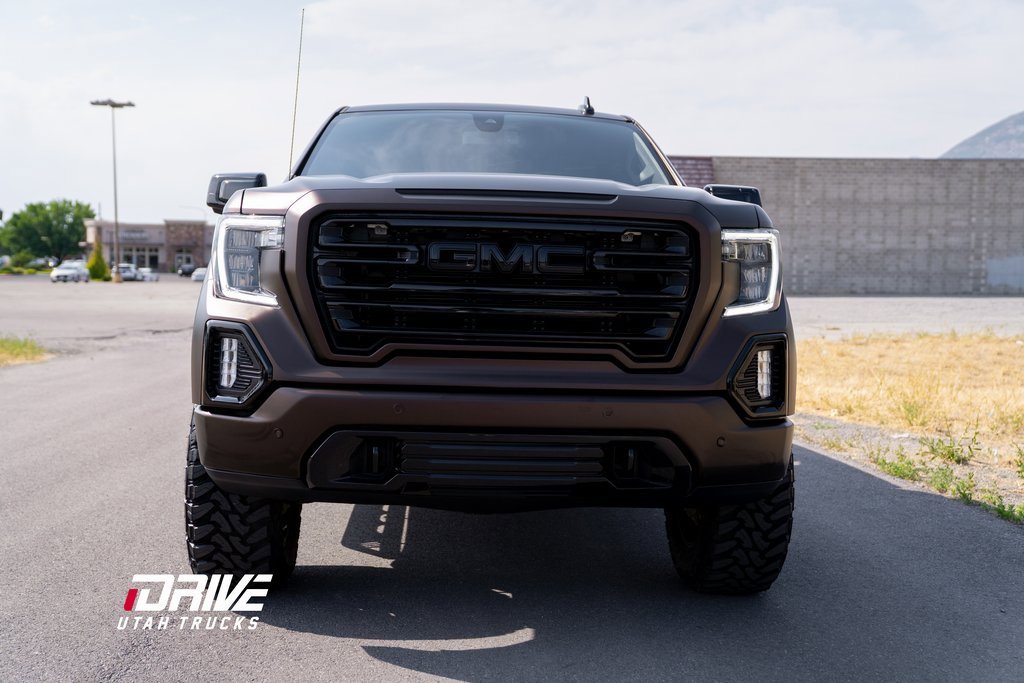 Used 2022 GMC Sierra 1500 AT4 image 4