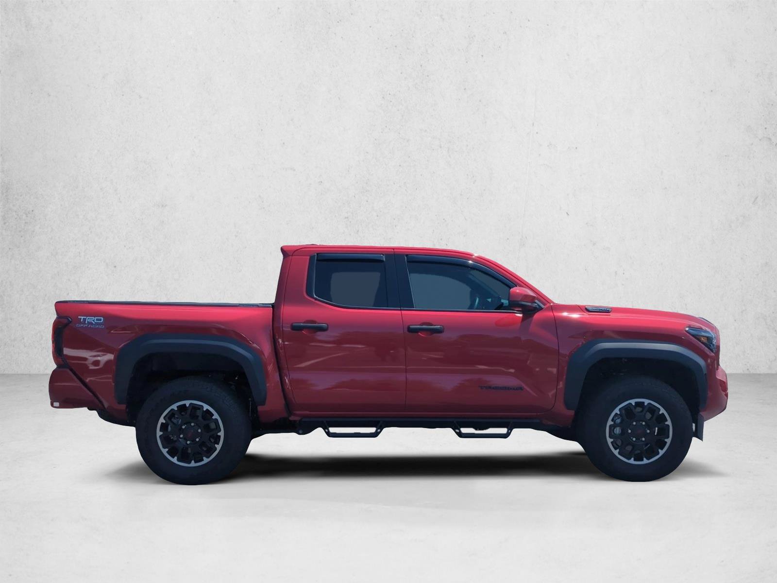 Used 2025 Toyota Tacoma TRD Off-Road AWD/4WD image 4