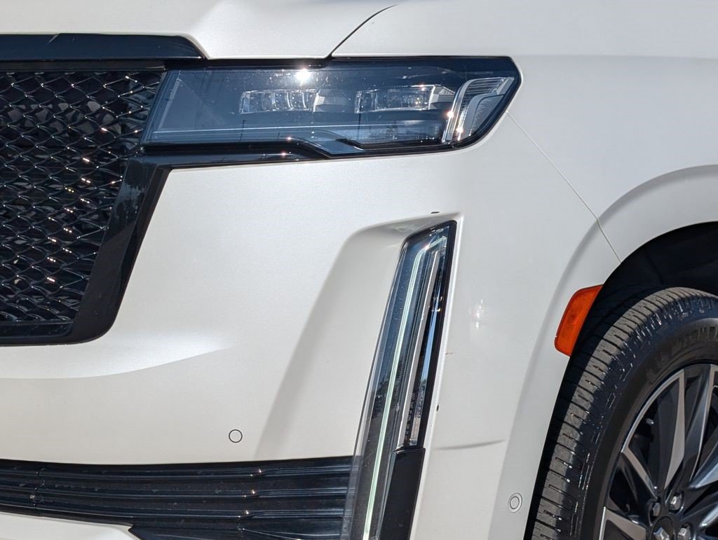 Certified 2022 Cadillac Escalade Sport w/ Touring Package AWD/4WD image 8