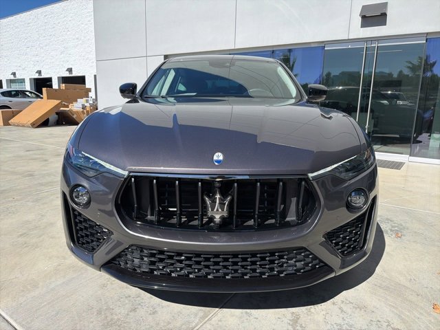 Certified 2022 Maserati Levante Modena image 3