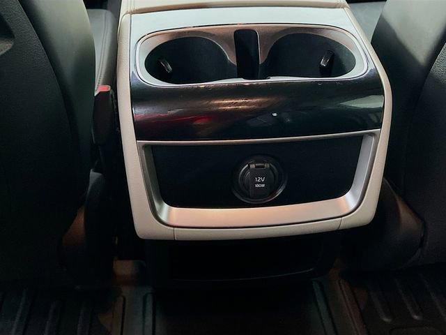 Used 2024 Kia Carnival EX image 26