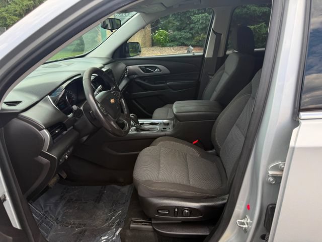 Used 2018 Chevrolet Traverse LT AWD/4WD image 5