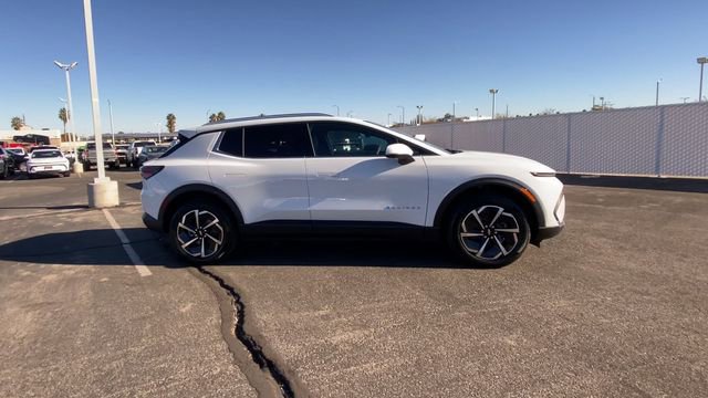 New 2026 Chevrolet Equinox EV LT image 9