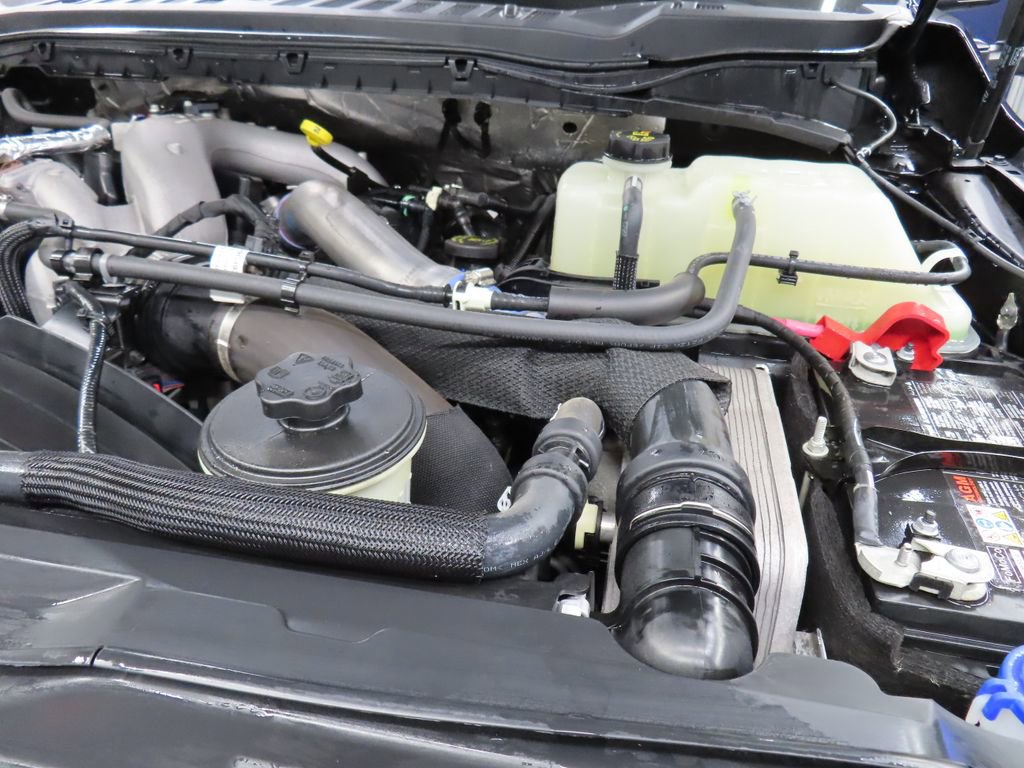 Used 2024 Ford F350 Lariat w/ Chrome Package image 33