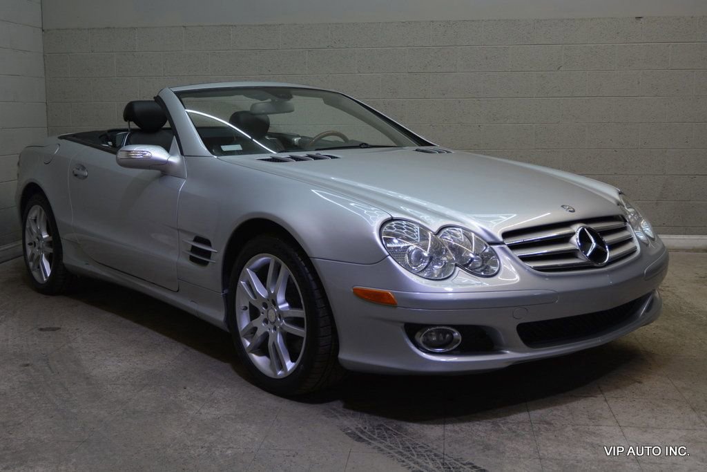Used 2008 Mercedes-Benz SL 550 image 3